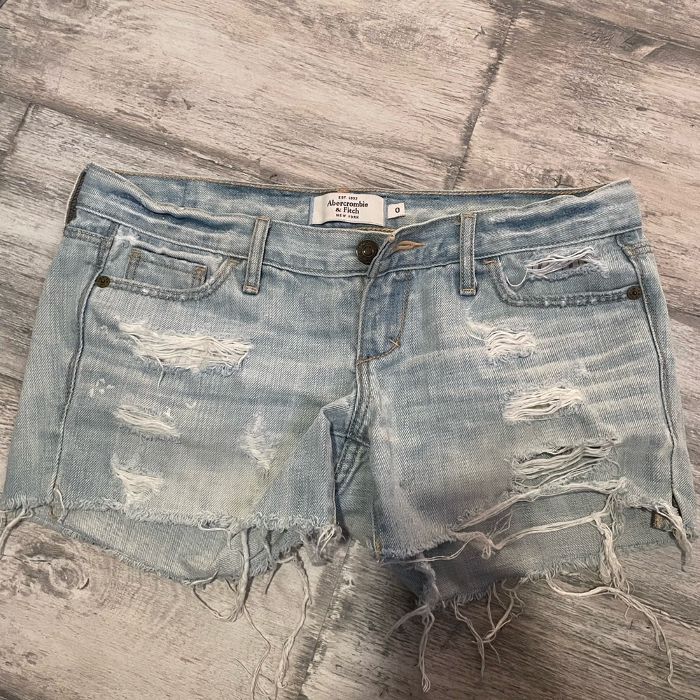 Abercrombie & fitch size 0 low rise shorts